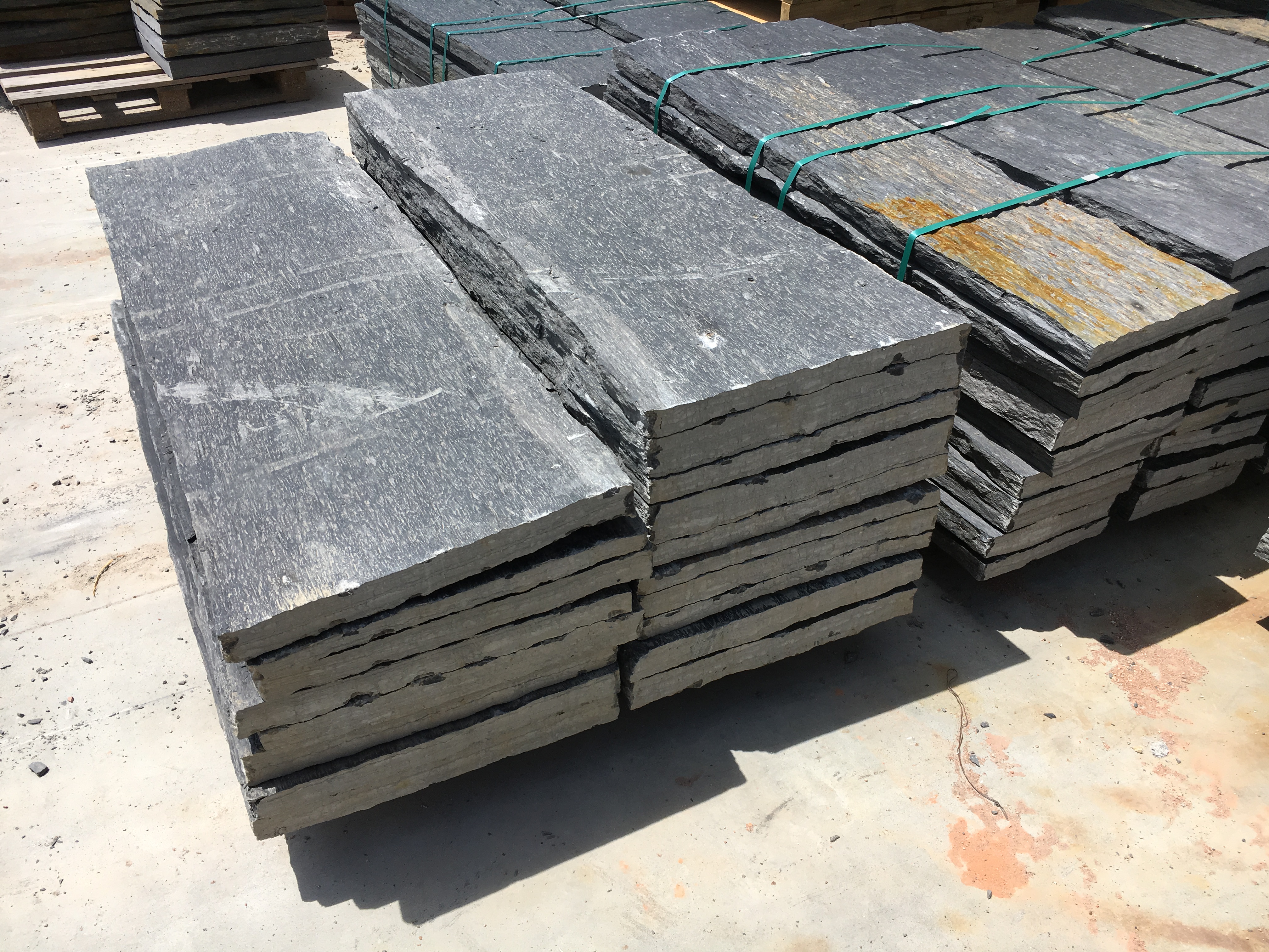Schiefer Platten (3)