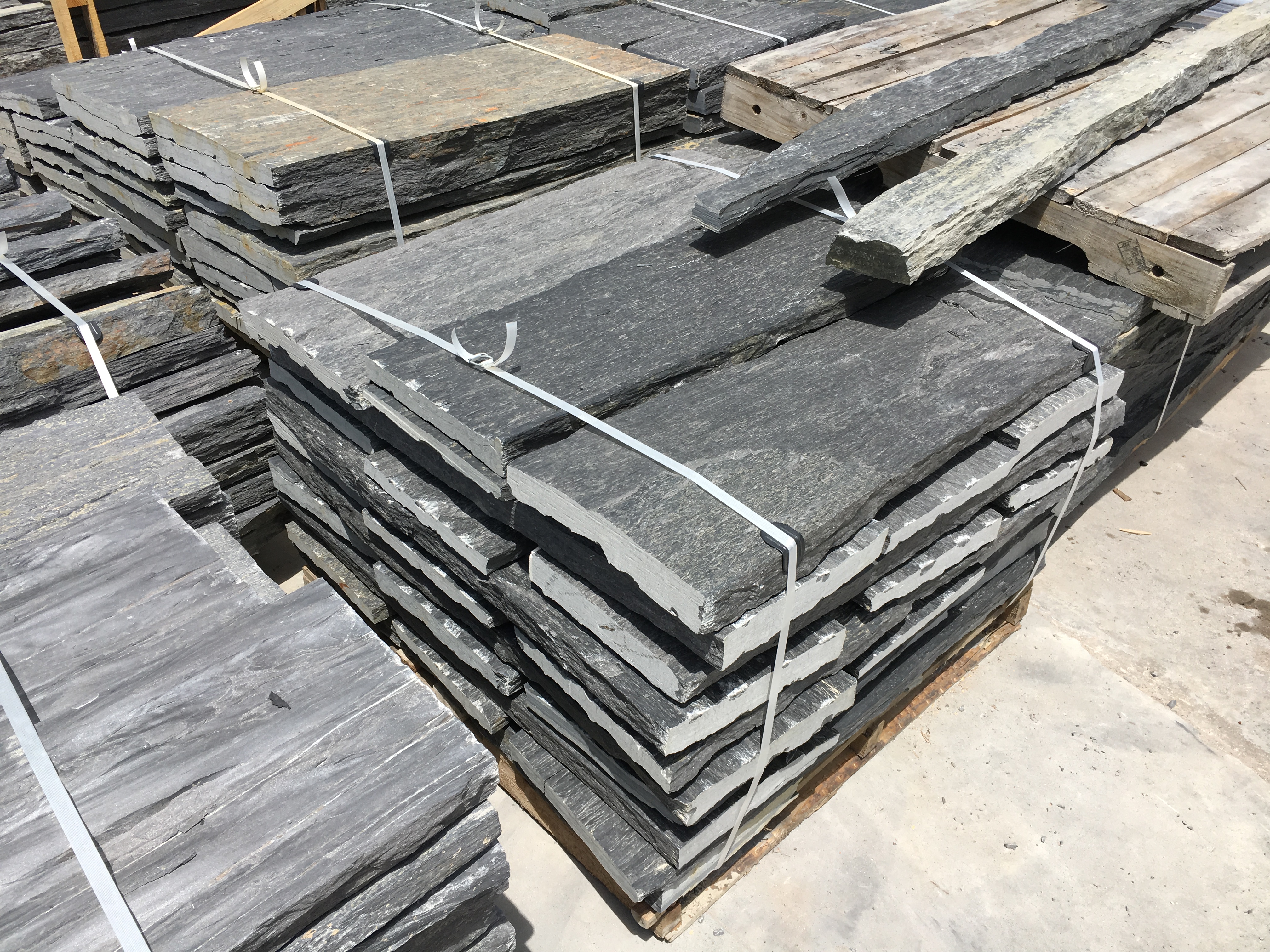 Schiefer Platten (4)